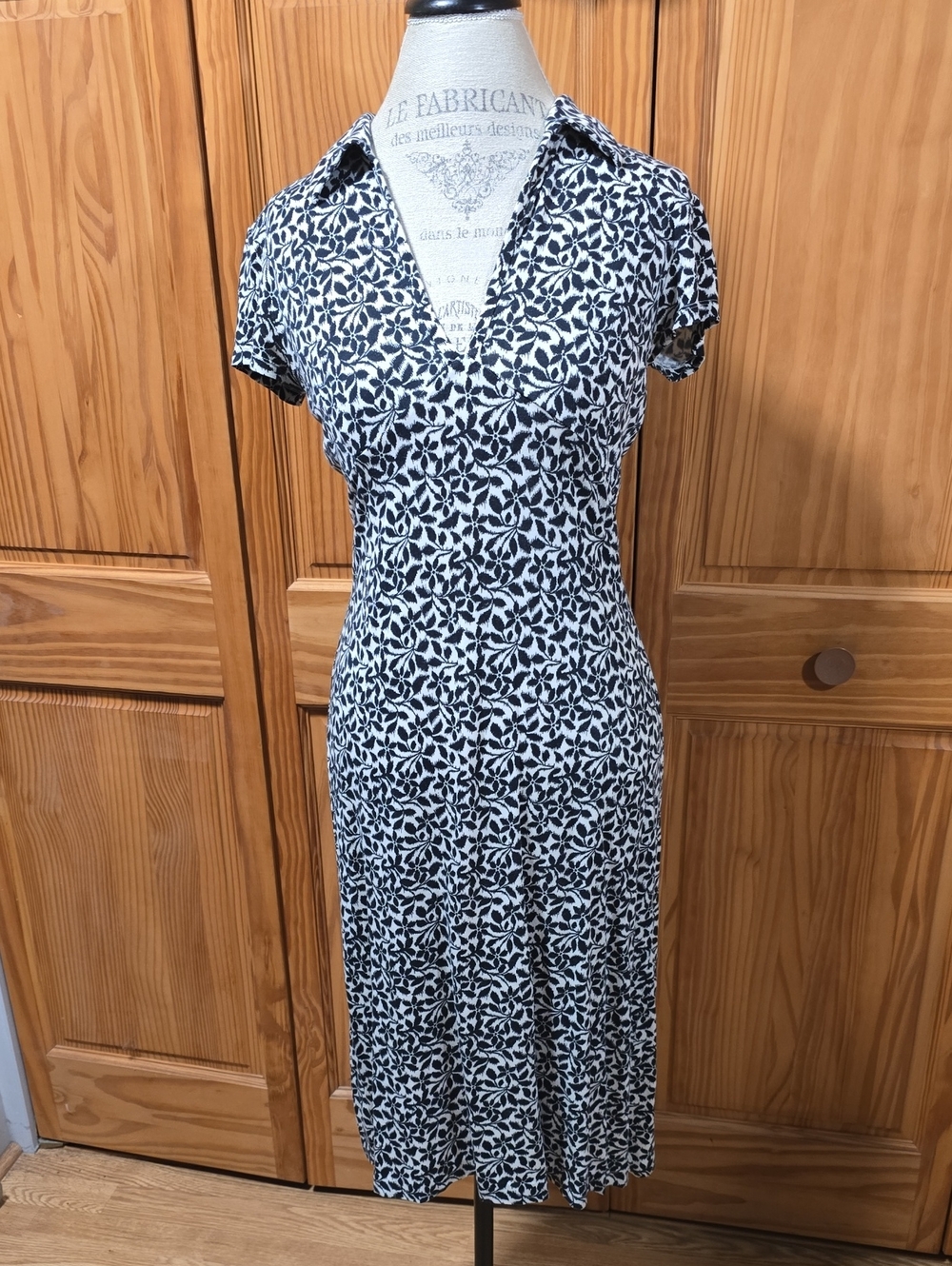 Banana Republic Black and White Floral Collared Jersey Dress